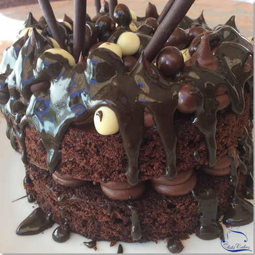 Naked Cake - Drip Cake de Chocolate